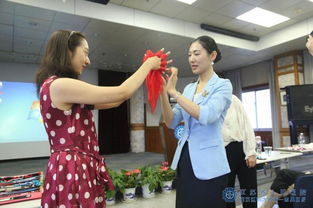 禮潤人心，服務至善——學習服務意識與禮儀規范，提升人文服務綜合能力